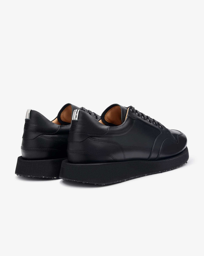 Retro tenis Jueves Completamente Negro | L - A - D ®